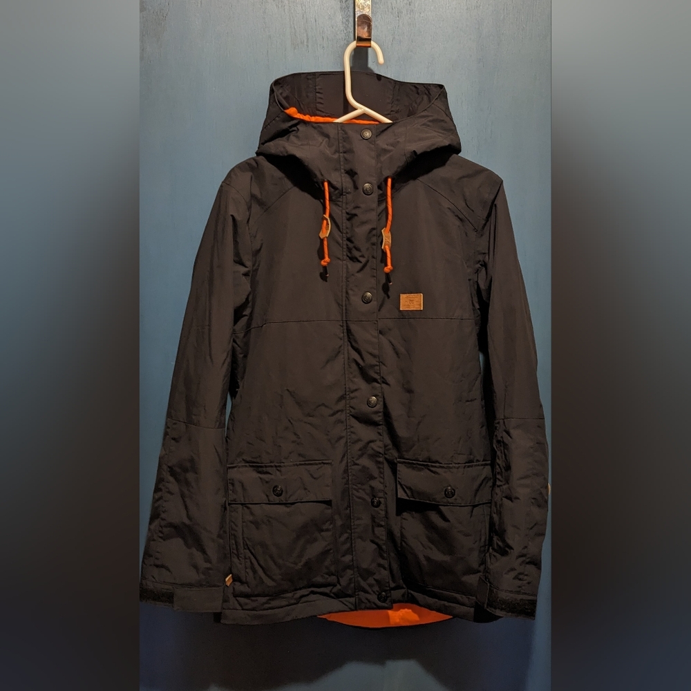 DC Cruiser 2018 Women's Snowboard Jacket Medium